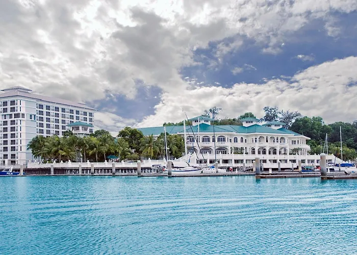 Avillion Admiral Cove Hotel